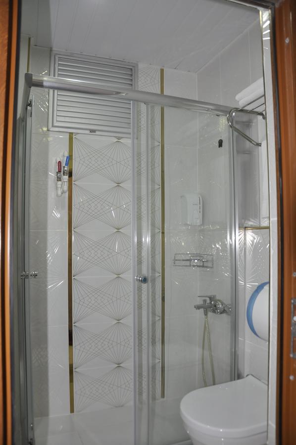 Ugur Otel Mersin  Exterior foto