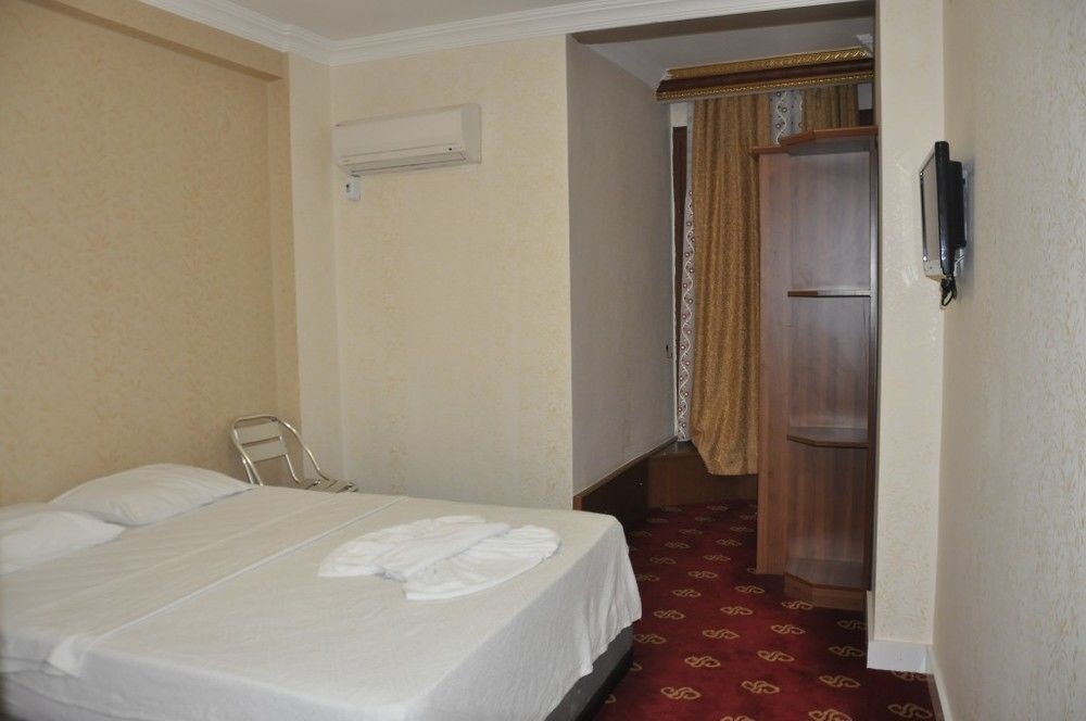 Ugur Otel Mersin  Exterior foto