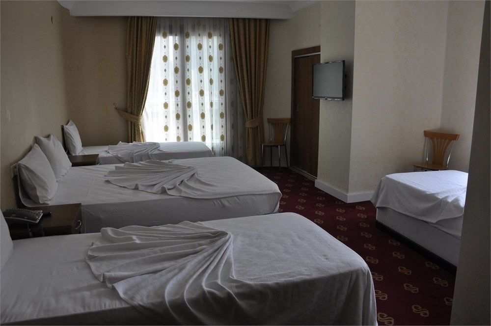 Ugur Otel Mersin  Exterior foto